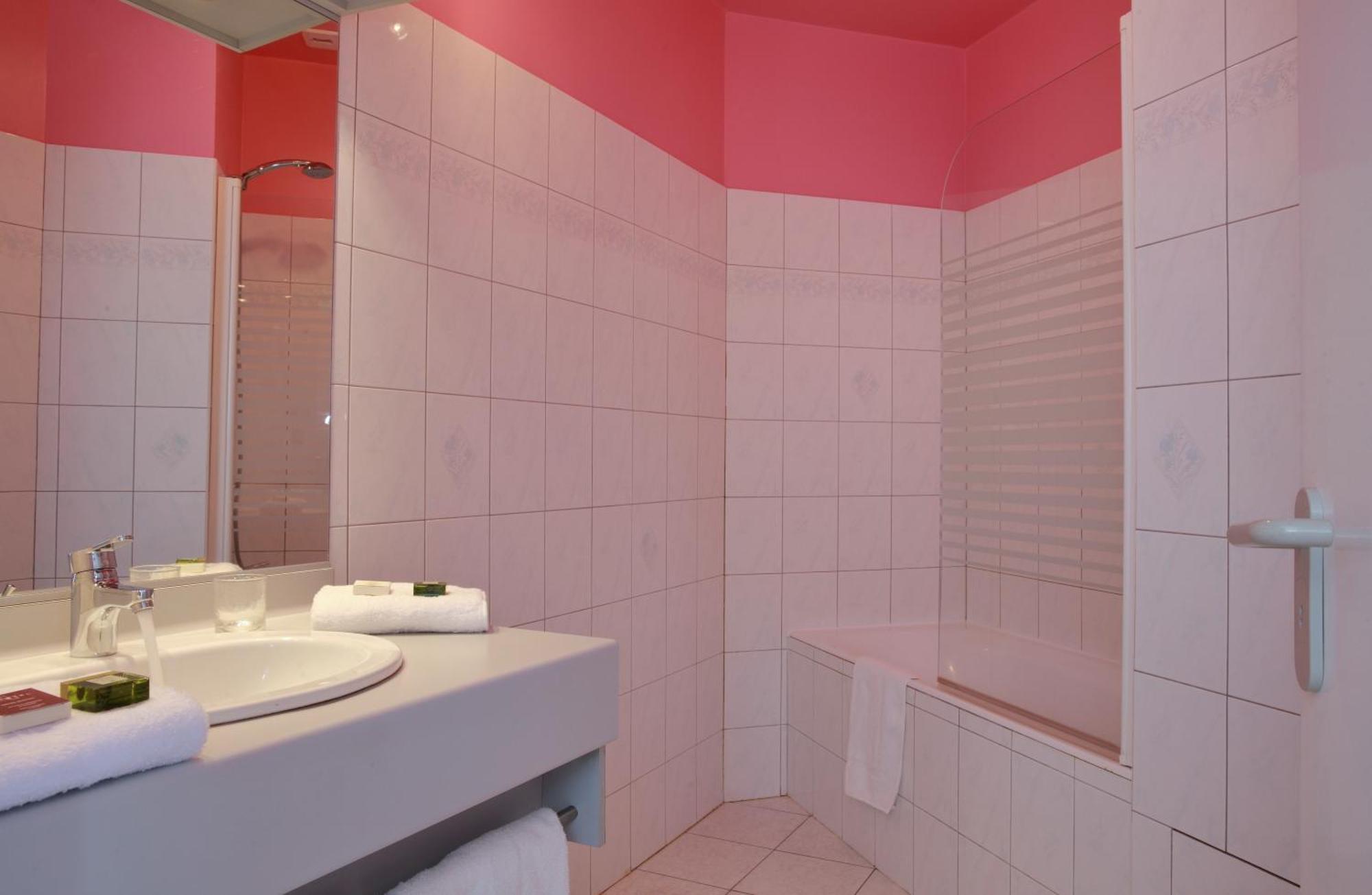 Sure Hotel By Best Western Saint-Quentin Ouest Le Pot D Etain Holnon Exteriér fotografie