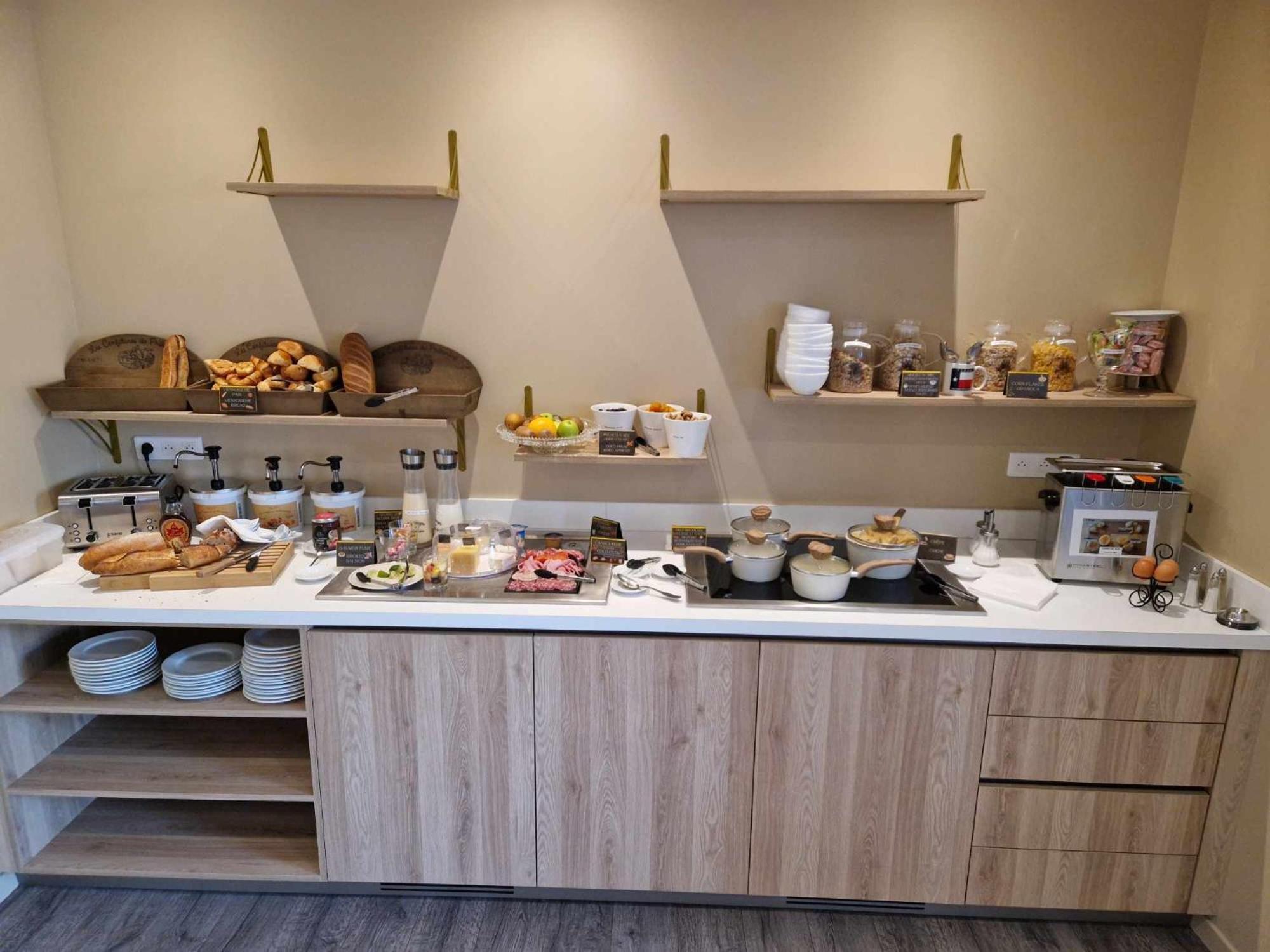 Sure Hotel By Best Western Saint-Quentin Ouest Le Pot D Etain Holnon Exteriér fotografie