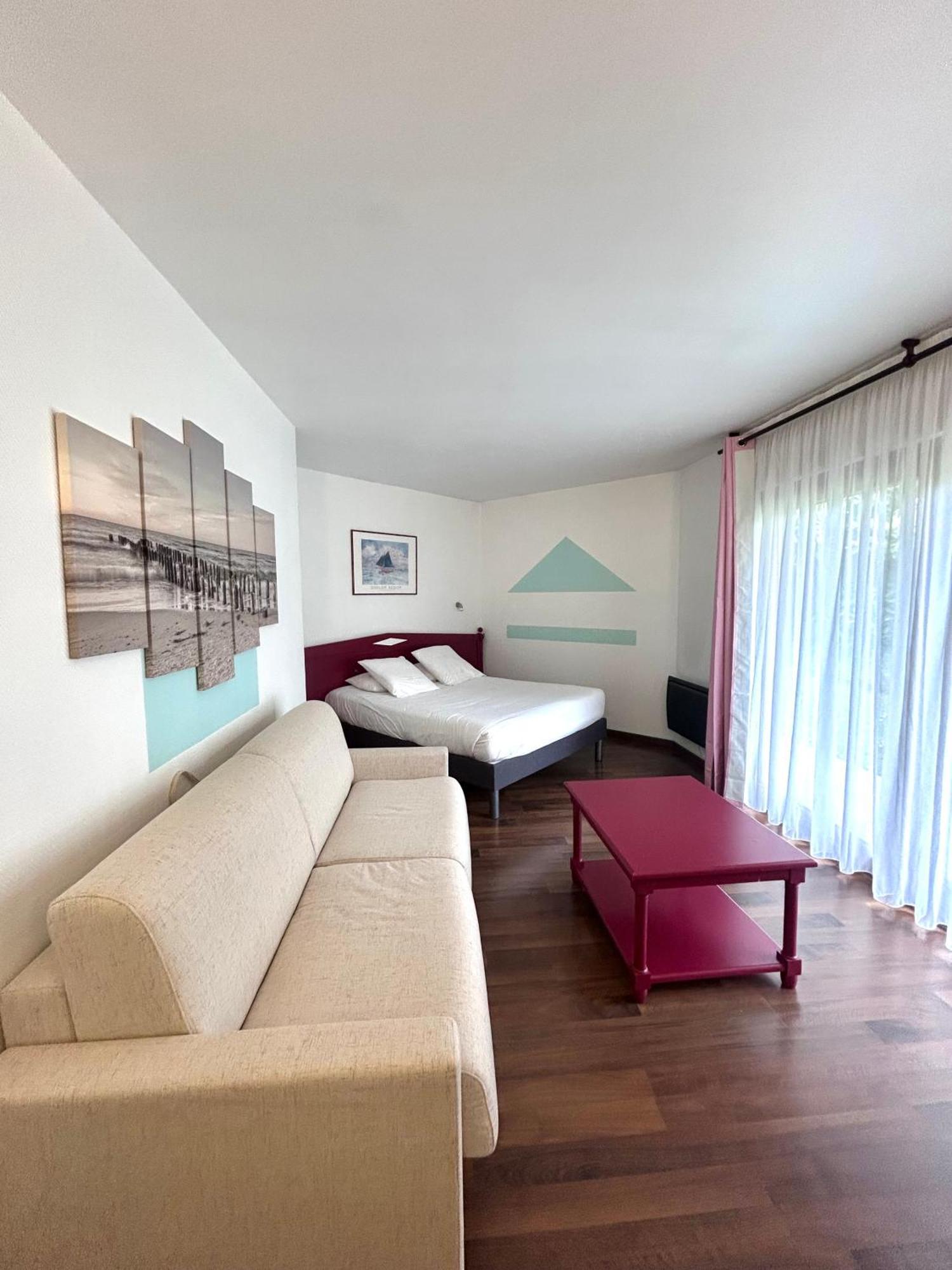 Sure Hotel By Best Western Saint-Quentin Ouest Le Pot D Etain Holnon Exteriér fotografie