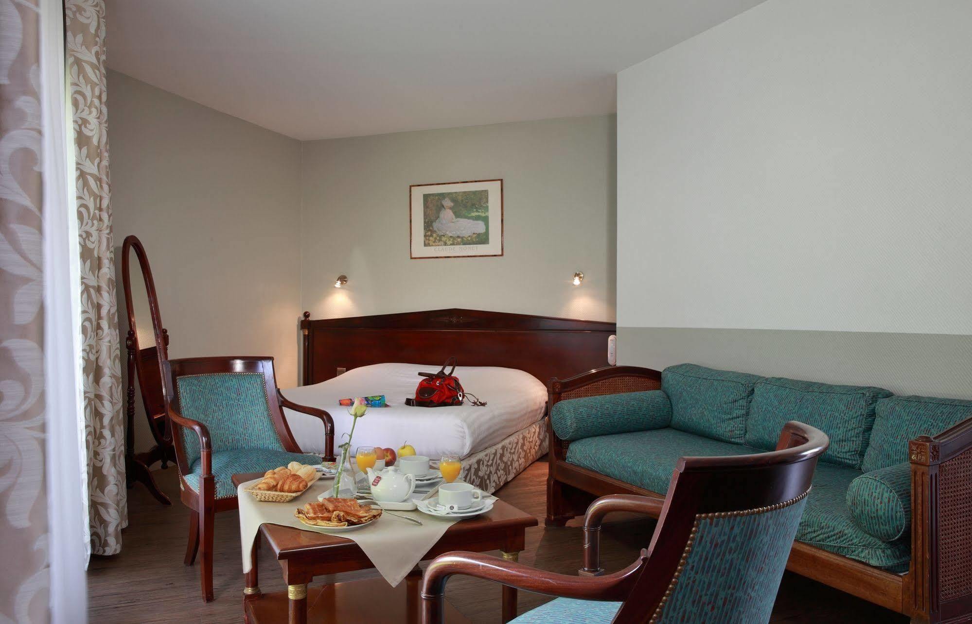 Sure Hotel By Best Western Saint-Quentin Ouest Le Pot D Etain Holnon Exteriér fotografie