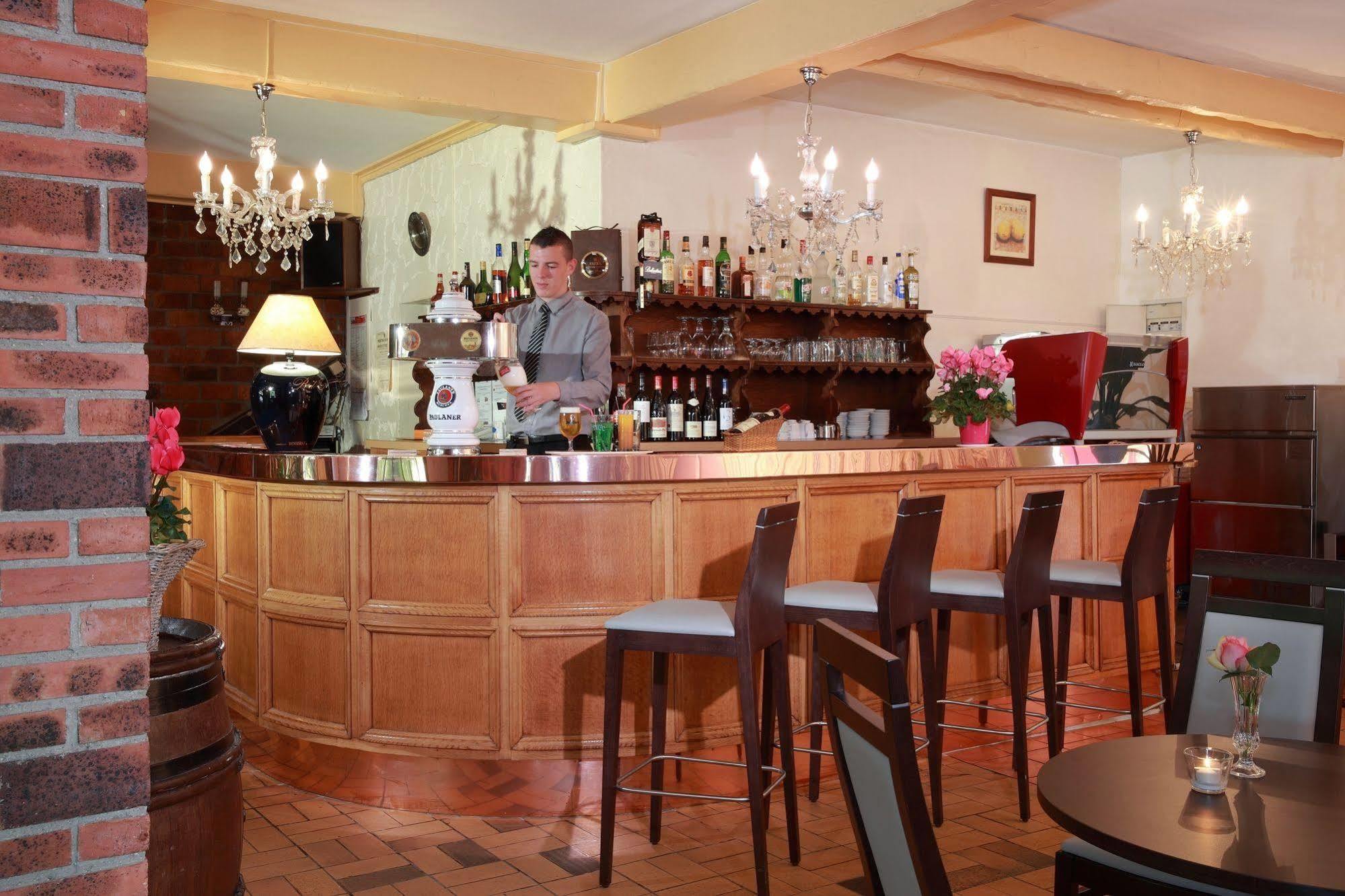 Sure Hotel By Best Western Saint-Quentin Ouest Le Pot D Etain Holnon Exteriér fotografie